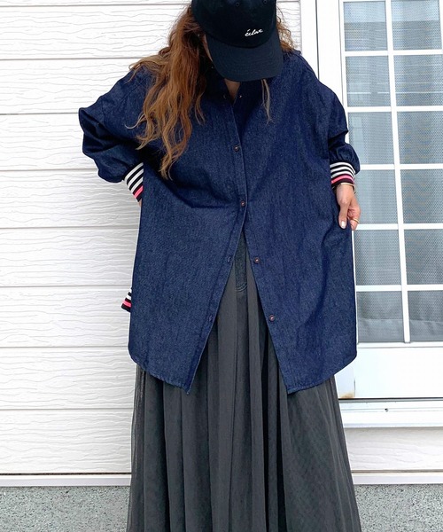 Q（キュー）の「ライトデニムリブドッキングシャツ（シャツ/ブラウス・レディース・ネイビー・MEDIUM）」の10枚目の写真