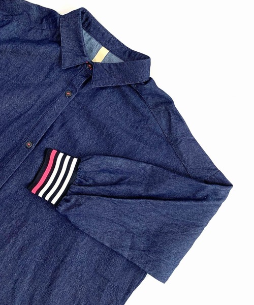 Q（キュー）の「ライトデニムリブドッキングシャツ（シャツ/ブラウス・レディース・ネイビー・MEDIUM）」の6枚目の写真