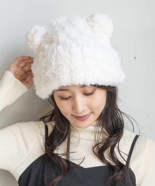 BURBERRY クマ耳付きニット帽 4Y-6Y BURBERRY クマ耳付きニット帽 4Y