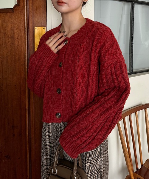 カーディガン秋冬厚手赤ざっくりニットケーブル編みセーターローズレディースゆったりきれいめ株式会社錦暖かいニット前開きボタン付きアウター長袖おし カーディガン秋冬厚手赤ざっくりニットケーブル編みセーターローズ