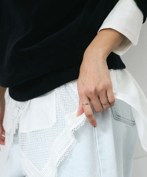 SALON adam et rope'（サロン アダム エ ロペ）の「ヘムクロスレースシャツ（シャツ/ブラウス・レディース・ホワイト/カーキ・FREE）」の7枚目の写真