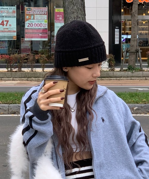 INTER FACTORY（インターファクトリー）の「mayu - プレート付きニット