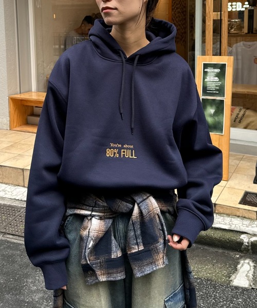 CIAOPANIC TYPY(チャオパニックティピー)の「【UNISEX】丈の長さが選べる!刺繍ロゴ裏起毛パーカー(パーカー・メンズ・ブラウン/グレー/ネイビー・LARGE/MEDIUM)」の21枚目の写真