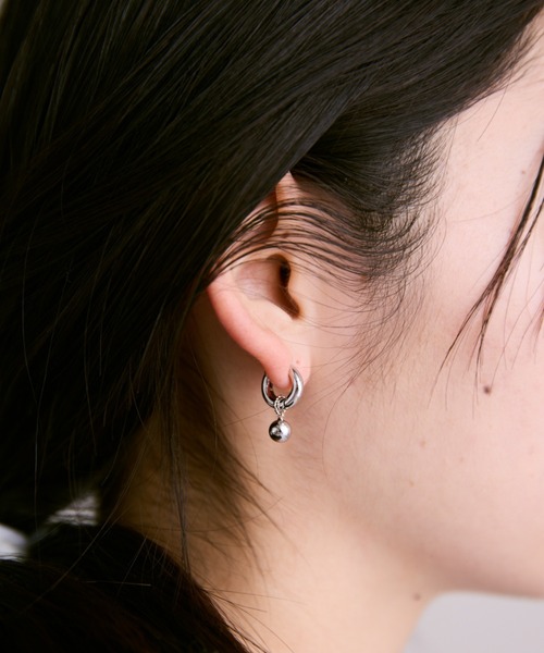 FUULLY STUDIO（フーリィーステューディオ）の「メタルポイントチャーム/2個セット（チャーム・レディース・ゴールド/シルバー・FREE）」の2枚目の写真