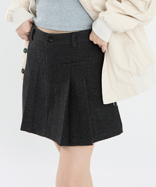 Clum（クルム）の「wool like pleats mini skirt / ウールライクプリーツミニスカート（スカート・レディース・チャコールグレー/カーキ/ブラック・MEDIUM/SMALL）」の3枚目の写真