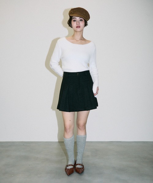 Clum（クルム）の「wool like pleats mini skirt / ウールライクプリーツミニスカート（スカート・レディース・チャコールグレー/カーキ/ブラック・MEDIUM/SMALL）」の5枚目の写真
