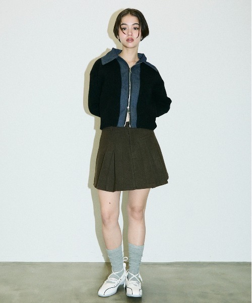 Clum（クルム）の「wool like pleats mini skirt / ウールライクプリーツミニスカート（スカート・レディース・チャコールグレー/カーキ/ブラック・MEDIUM/SMALL）」の18枚目の写真