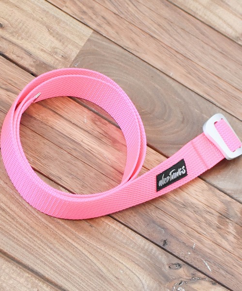 WILD THINGS(ワイルドシングス)の「▼WILD THINGS▼BRIGHT WEBBING BELT(ベルト・メンズ・ピンク/ブラック/オレンジ/ブルー・FREE)」の3枚目の写真