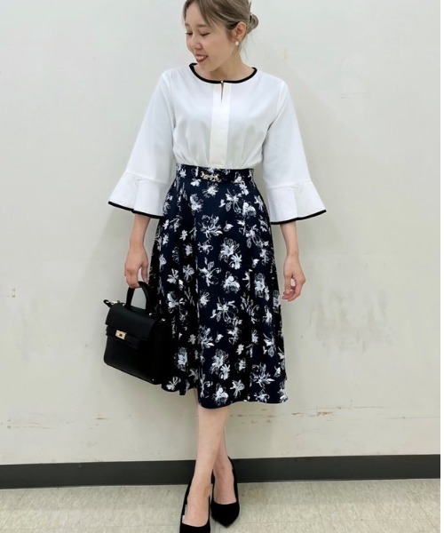 Honeys(ハニーズ)の「7分袖配色ブラウス(シャツ/ブラウス・レディース・ホワイト/ライトグレー/ネイビー/ミント/ブルー・3L/L/LL/M/S)」の7枚目の写真