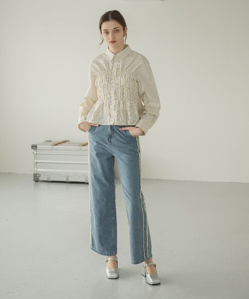 ems excite(エムズエキサイト)の「スクエアヒールパンプス(パンプス・レディース・シルバー/ブラック・MEDIUM/LARGE)」の16枚目の写真