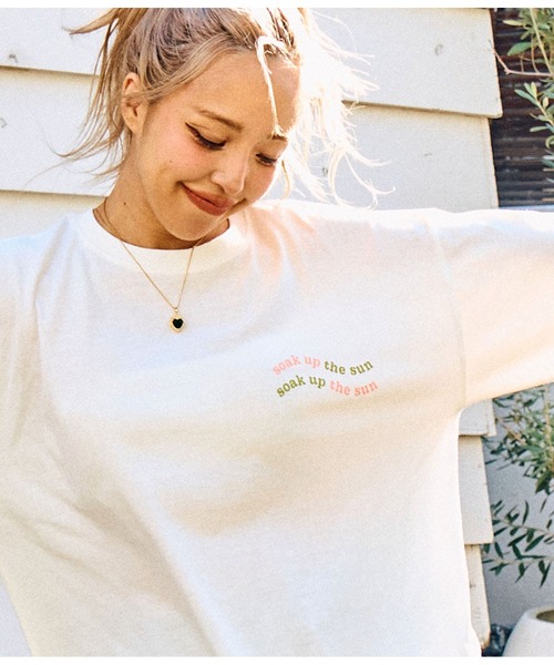 anap mimpi(アナップミンピ)の「ヒッピー ハート ロゴ長袖 ビッグ ロンT(Tシャツ/カットソー・レディース・ブラック/オフホワイト・FREE)」の10枚目の写真