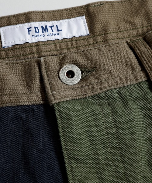 FDMTL（ファンダメンタル）の「FDMTL/ファンダメンタル/PATCHWORK WIDE PANTS RINSE（その他パンツ・メンズ・カーキ・34inch/32inch/30inch/28inch）」の4枚目の写真