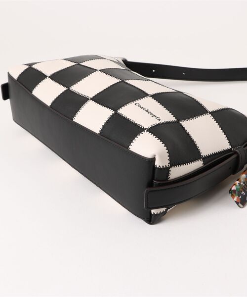 Coachtopia（コーチトピア）の「オルター/エゴ スラウチー ショルダー バッグ・アップクラフト レザー（ショルダーバッグ・レディース・ブラック系その他/ホワイト系その他/ブラック系その他3/マルチ/ブルー系その他・ONE）」の7枚目の写真