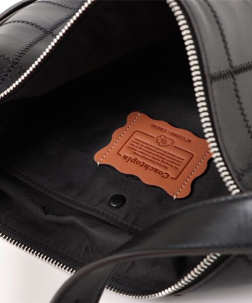 オルター/エゴ ショルダー バッグ・チェッカーボード アップ