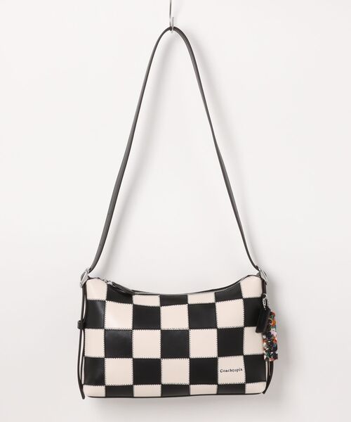 Coachtopia（コーチトピア）の「オルター/エゴ スラウチー ショルダー バッグ・アップクラフト レザー（ショルダーバッグ・レディース・ブラック系その他/ホワイト系その他/ブラック系その他3/マルチ/ブルー系その他・ONE）」の18枚目の写真