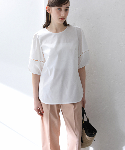 La TOTALITE(ラトータリテ)の「【洗える】クルーパールブラウス(シャツ/ブラウス・レディース・ホワイト/ネイビー/ブラック・FREE)」の2枚目の写真