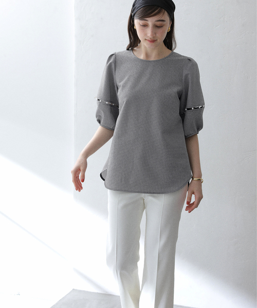 La TOTALITE(ラトータリテ)の「【洗える】クルーパールブラウス(シャツ/ブラウス・レディース・ホワイト/ネイビー/ブラック・FREE)」の15枚目の写真