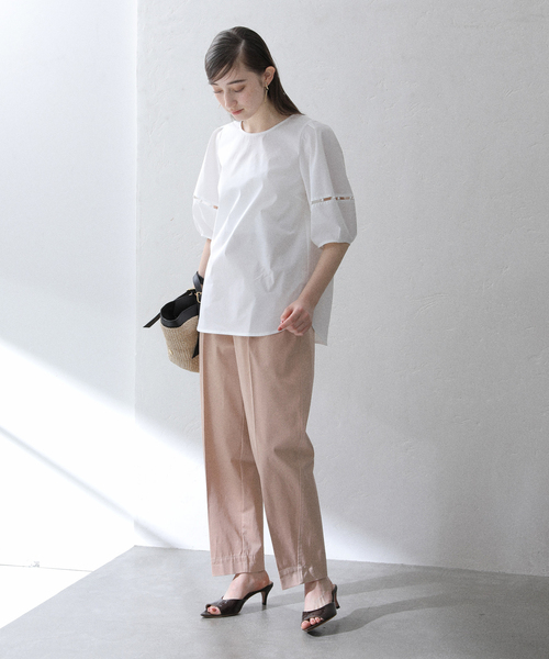 La TOTALITE(ラトータリテ)の「【洗える】クルーパールブラウス(シャツ/ブラウス・レディース・ホワイト/ネイビー/ブラック・FREE)」の18枚目の写真