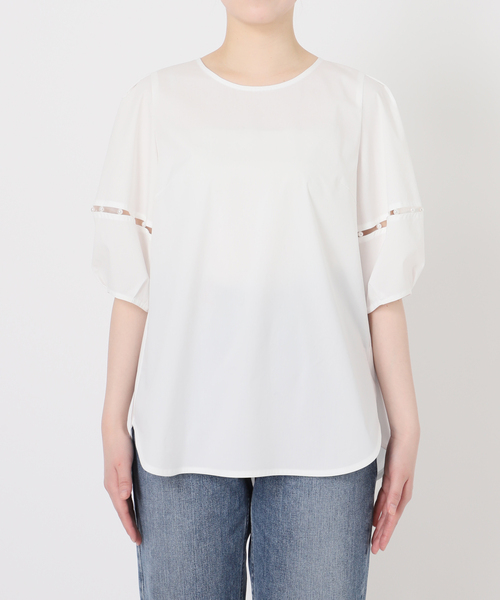 La TOTALITE(ラトータリテ)の「【洗える】クルーパールブラウス(シャツ/ブラウス・レディース・ホワイト/ネイビー/ブラック・FREE)」の4枚目の写真