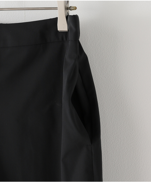 AMOMENTO(アモーメント)の「【AMOMENTO / アモーメント】BERMUDA PANTS AM25SSW03PT(その他パンツ・レディース・ブラック・1)」の3枚目の写真