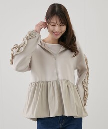 Jayro（ジャイロ）の「フード付き袖フリルジップパーカー（パーカー）」