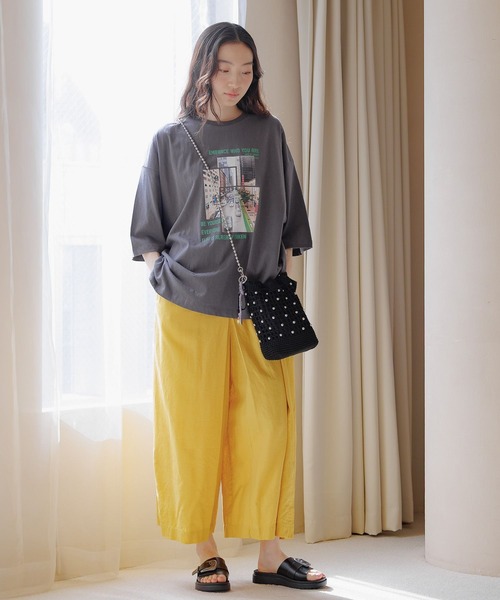 niko and...（ニコアンド）の「バック布帛CITYフォトＴシャツ（Tシャツ/カットソー・レディース・ナチュラル/オフホワイト/チャコール/ピンク・FREE）」の17枚目の写真