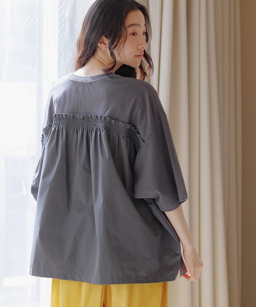 niko and...（ニコアンド）の「バック布帛CITYフォトＴシャツ（Tシャツ/カットソー・レディース・ナチュラル/オフホワイト/チャコール/ピンク・FREE）」の20枚目の写真