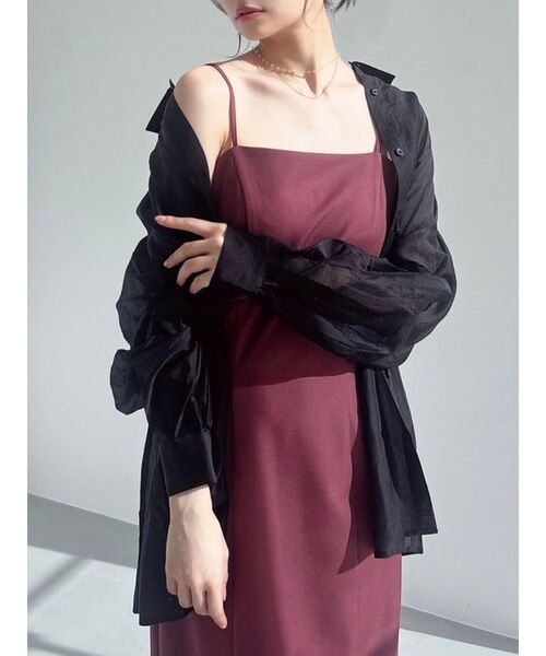 RESEXXY（リゼクシー）の「シアールーズシャツ（シャツ/ブラウス・レディース・ブラック/ホワイト/ピンク・FREE）」の2枚目の写真