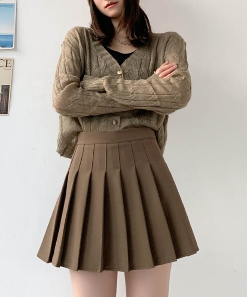 maison de LATIR(メゾンドラティール)の「インナーパンツ付きハイウエストプリーツミニスカート(スカート・レディース・ブラック/グレー/ブラウン・ONESIZE)」の8枚目の写真