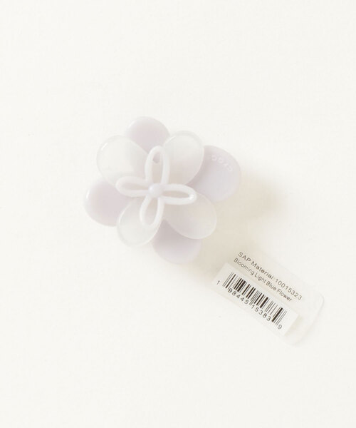 crocs(クロックス)の「crocs Blooming Light Blue Flower / クロックス ブルーミング ライトブルー フラワー(シューズアクセサリー・レディース・ホワイト×パープル・FREE)」の1枚目の写真