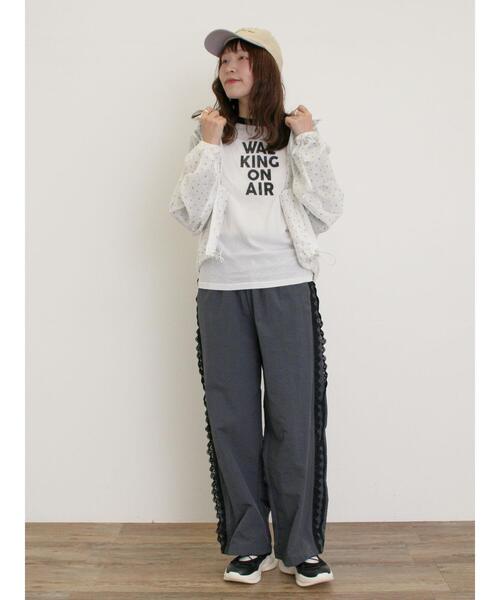 Samansa Mos2（サマンサ モスモス）の「シアーラグランロゴTシャツ（Tシャツ/カットソー・レディース・ブルー/ブラック/ブラウン/レッド・F）」の11枚目の写真