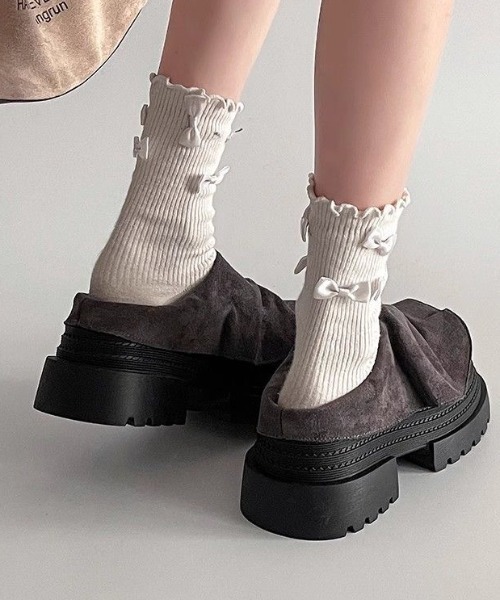 AsRiRe（アスリレイ）の「もこもこリボンプラットフォーム（ブーツ・レディース・ダークグレー/ベージュ・M/L/S）」の8枚目の写真