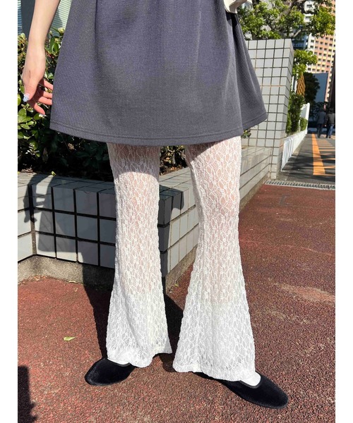 WC(ダブル シー)の「フレアレースパンツ(その他パンツ・レディース・ホワイト/ブラック・FREE)」の4枚目の写真