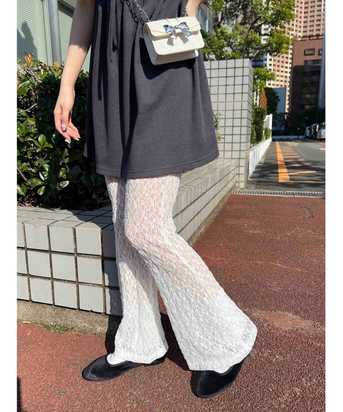 WC(ダブル シー)の「フレアレースパンツ(その他パンツ・レディース・ホワイト/ブラック・FREE)」の6枚目の写真