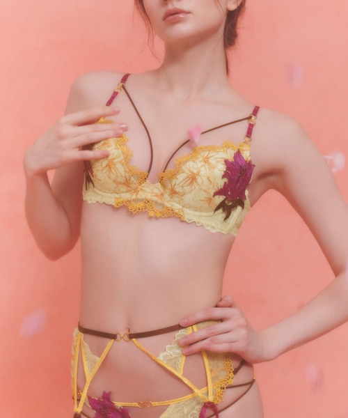 LINGERIEAM（ランジェリアム）の「アリュールマナー グラマーアップ ブラ（D・Eカップ）（ブラジャー・レディース・ピンク/イエロー/ネイビー・E70/E75/D70/D65/D75/E65）」の3枚目の写真