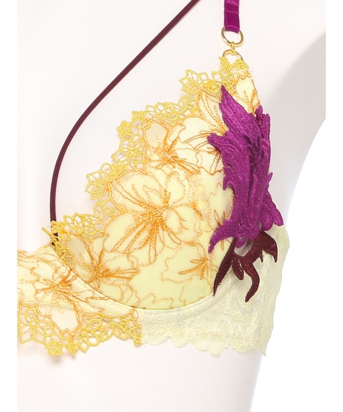 LINGERIEAM（ランジェリアム）の「アリュールマナー グラマーアップ ブラ（D・Eカップ）（ブラジャー・レディース・ピンク/イエロー/ネイビー・E70/E75/D70/D65/D75/E65）」の16枚目の写真