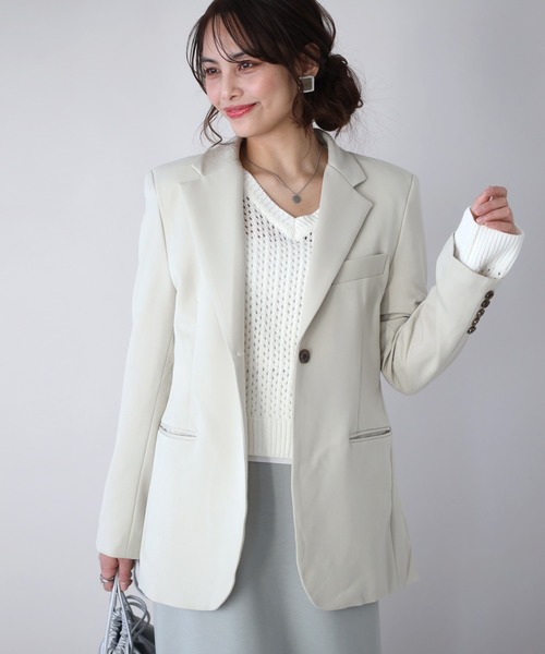 Ehre style(エーレスタイル)の「お尻が隠れるお仕事に最適定番ジャケット(テーラードジャケット・レディース・チャコールグレー/ブルー/アイボリー/ブラック・FREE)」の1枚目の写真