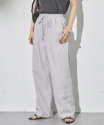 ドロストナイロンストレートパンツ