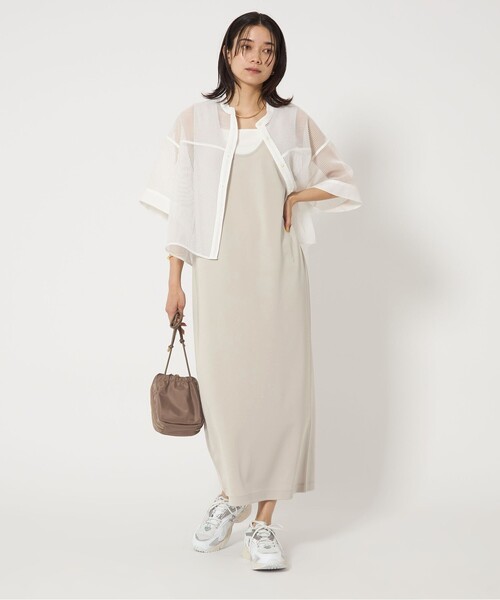 green label relaxing（グリーンレーベルリラクシング）の「リーン カット ワンピース（ワンピース・レディース・ナチュラル/ブラック/ブラウン・FREE）」の11枚目の写真