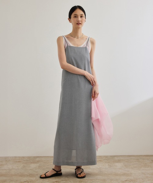 ROPE'(ロペ)の「【WEB・一部店舗限定】リネンライクキャミソールワンピース/洗える(ワンピース・レディース・ベージュ系その他2/グレー・FREE)」の2枚目の写真