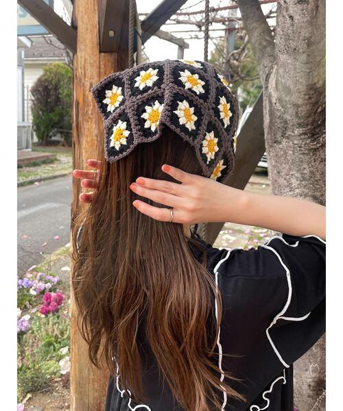 ehka sopo（エヘカソポ）の「花柄バブーシュカ（ハット・レディース・ミント/ブラック/キナリ/モカ・F）」の3枚目の写真