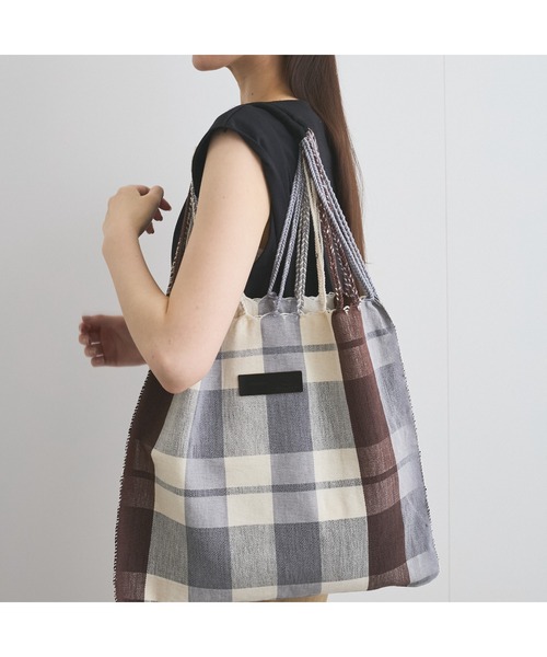 VICKY(ビッキー)の「ハンドメイドハンモックバッグ(トートバッグ・レディース・ブラック系その他/アイボリー/パープル系その他/イエロー系その他・FREE)」の2枚目の写真