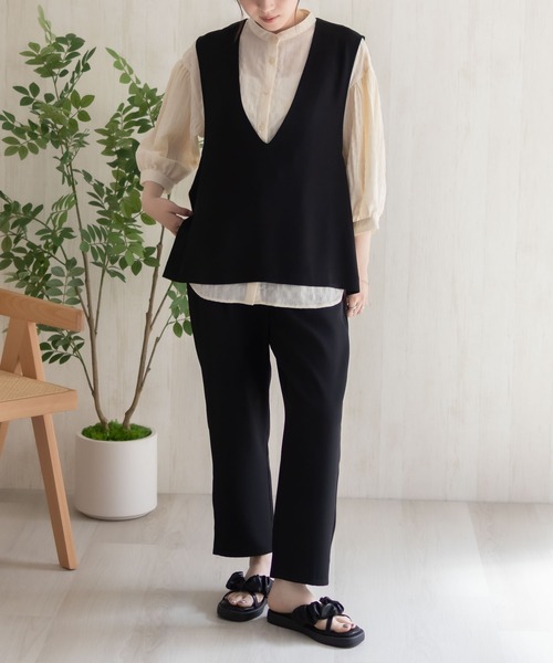 HusHusH（ハッシュアッシュ）の「HusHusH 冷感ノーカラージレ（ベスト・レディース・ブラック/ベージュ・M/L）」の3枚目の写真