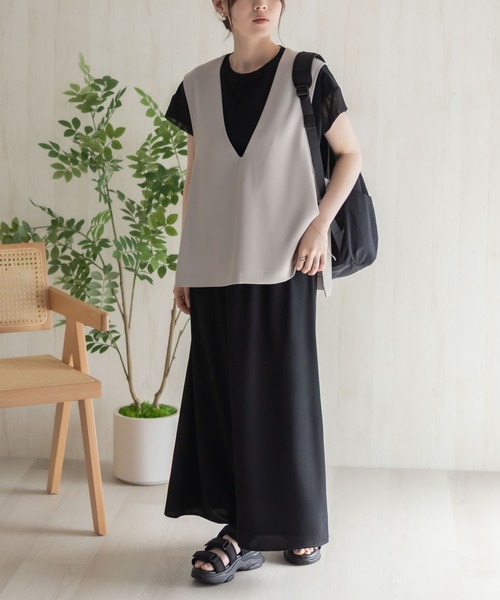 HusHusH（ハッシュアッシュ）の「HusHusH 冷感ノーカラージレ（ベスト・レディース・ブラック/ベージュ・M/L）」の12枚目の写真