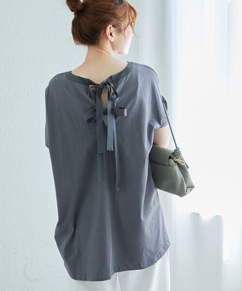 le.coeur blanc(ルクールブラン)の「《WEB限定アイテム》バックリボンデザイントップス(Tシャツ/カットソー・レディース・ブラック/オフホワイト/チャコールグレー・38)」の8枚目の写真