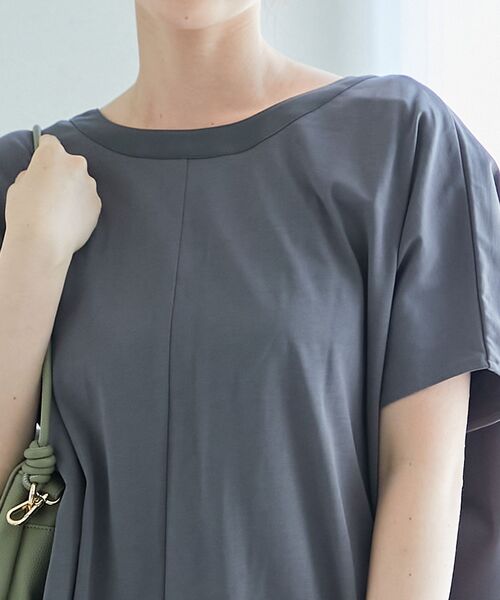 le.coeur blanc(ルクールブラン)の「《WEB限定アイテム》バックリボンデザイントップス(Tシャツ/カットソー・レディース・ブラック/オフホワイト/チャコールグレー・38)」の11枚目の写真