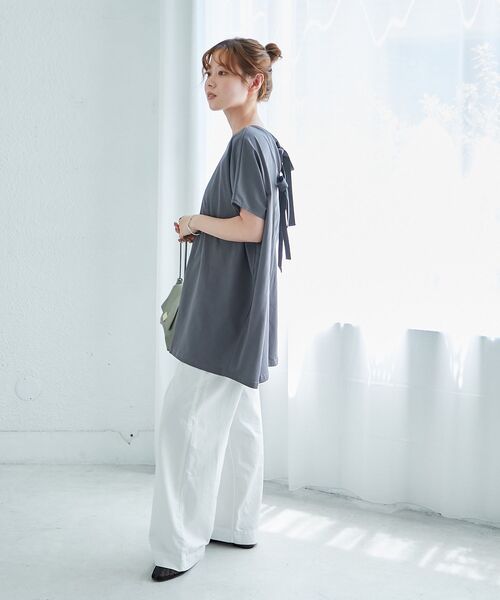 le.coeur blanc(ルクールブラン)の「《WEB限定アイテム》バックリボンデザイントップス(Tシャツ/カットソー・レディース・ブラック/オフホワイト/チャコールグレー・38)」の14枚目の写真