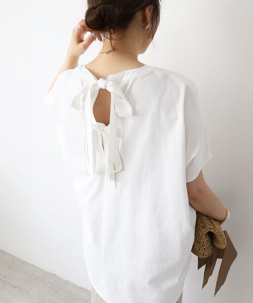 le.coeur blanc(ルクールブラン)の「《WEB限定アイテム》バックリボンデザイントップス(Tシャツ/カットソー・レディース・ブラック/オフホワイト/チャコールグレー・38)」の20枚目の写真