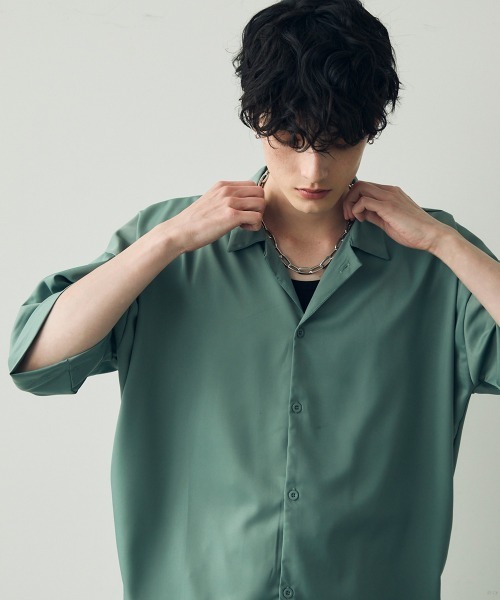 Shoowtime(ショウタイム)の「Over size drape regular coller shirt / オーバーサイズドレープレギュラーカラーシャツ(シャツ/ブラウス・メンズ・ホワイト/グレイッシュブルー/ターコイズブルー/ブラック/ダークグリーン・LARGE/MEDIUM/X-LARGE)」の3枚目の写真