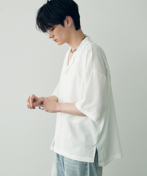Shoowtime(ショウタイム)の「Over size drape regular coller shirt / オーバーサイズドレープレギュラーカラーシャツ(シャツ/ブラウス・メンズ・ホワイト/グレイッシュブルー/ターコイズブルー/ブラック/ダークグリーン・LARGE/MEDIUM/X-LARGE)」の12枚目の写真